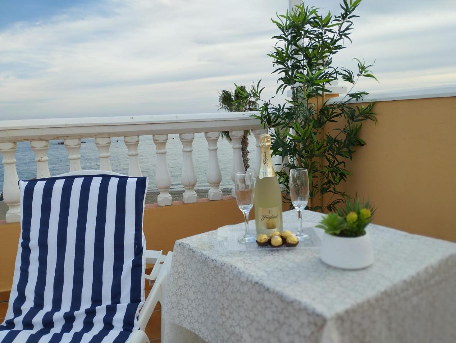 Apartamentos Playacala La Cala Del Moral Екстер'єр фото