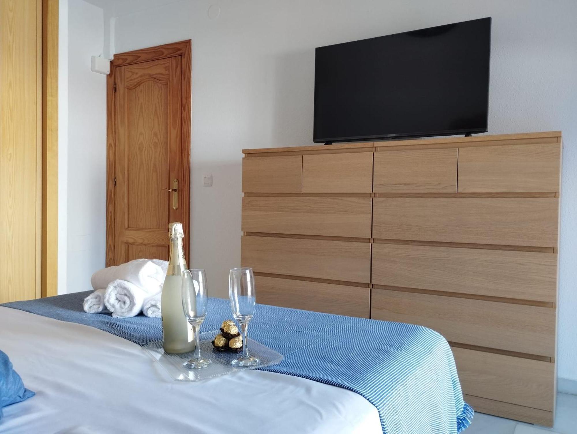 Apartamentos Playacala La Cala Del Moral Екстер'єр фото