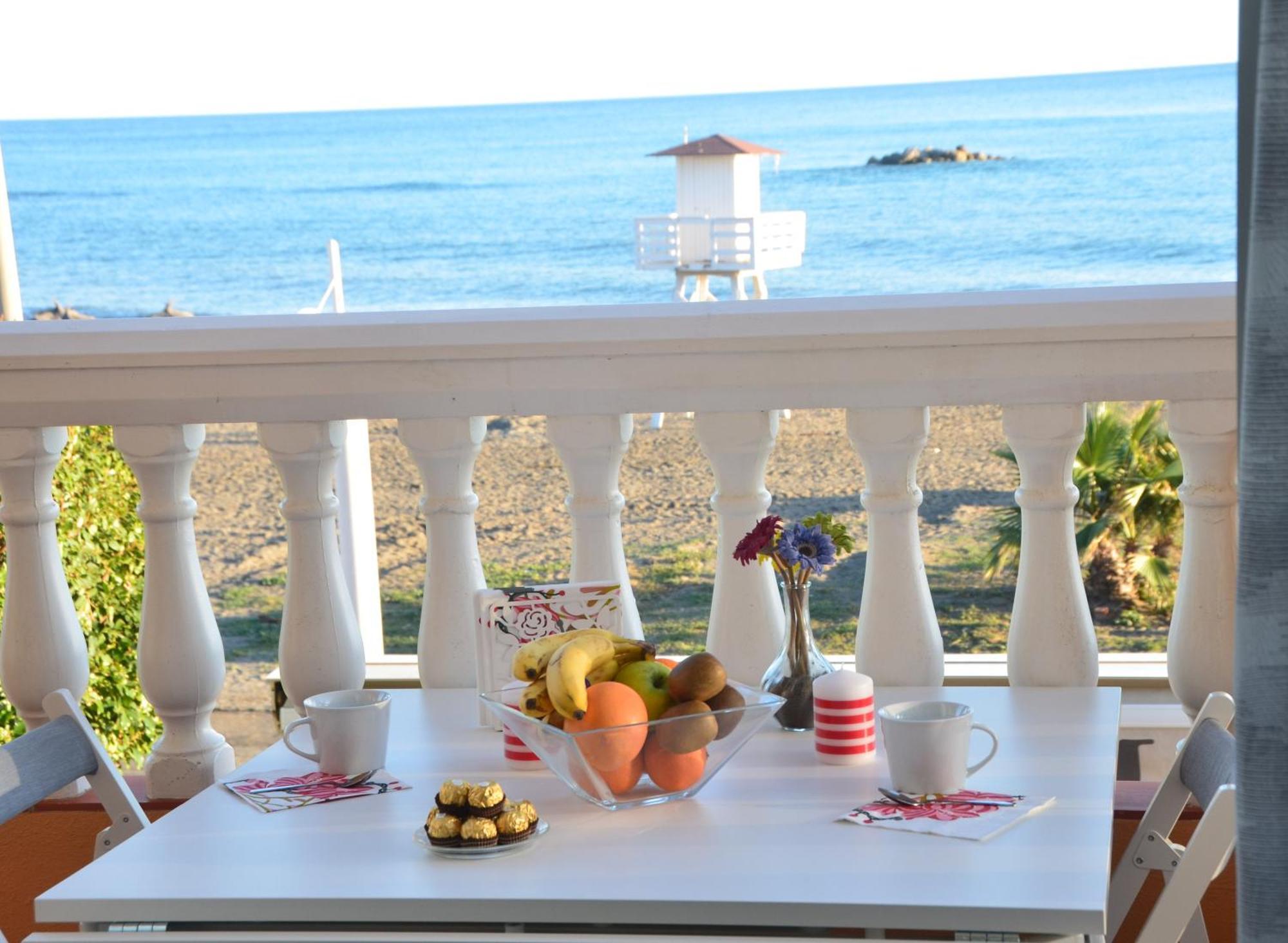 Apartamentos Playacala La Cala Del Moral Екстер'єр фото
